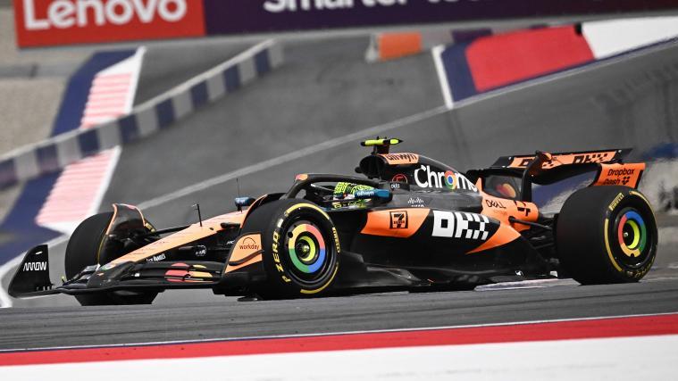 Lando Norris set the fastest time. © APA/afp / JOE KLAMAR
