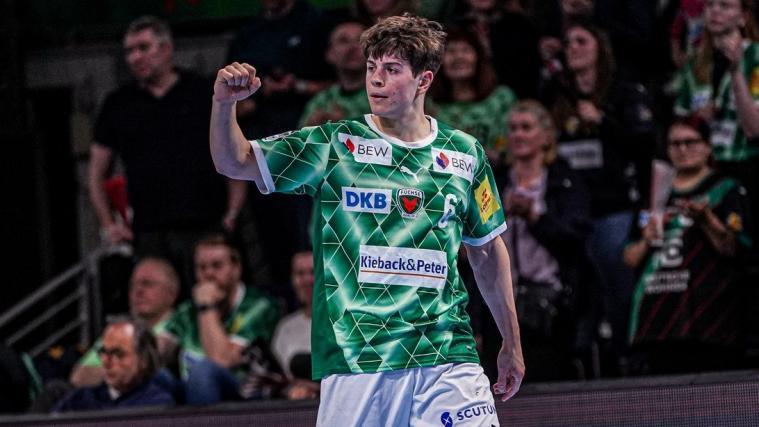 Leo Prantner greift nach dem Double. © Füchse Berlin / Social Media