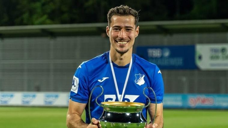 Lukas Mazagg wurde heuer in der Regionalliga Südwest Meister. © lu_maz21