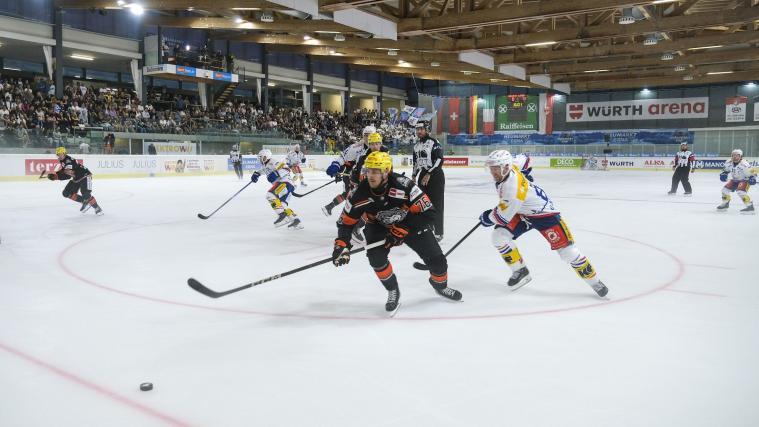 Sommer-Eishockey steht in Neumarkt hoch im Kurs.