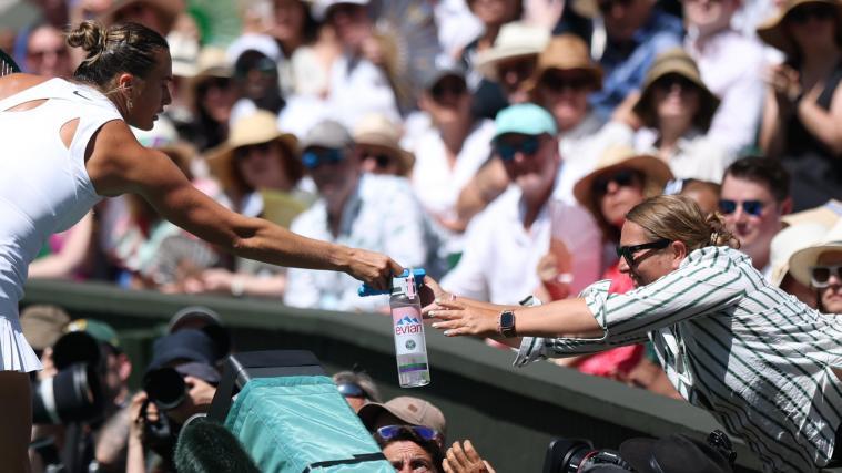 Aryna Sabalenka (links) sorgte für einen Gänsehautmoment. © ANSA / NEIL HALL