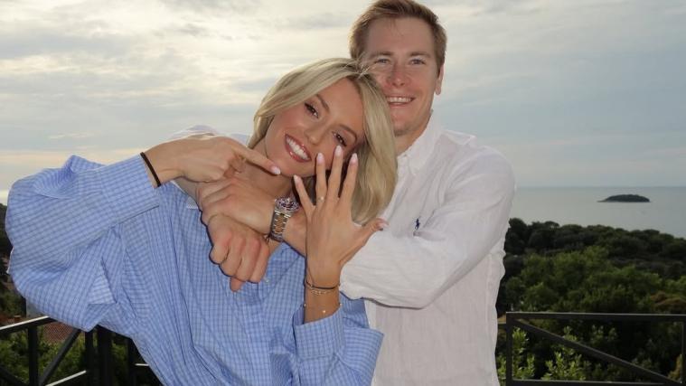 A ski star is engaged. © Instagram