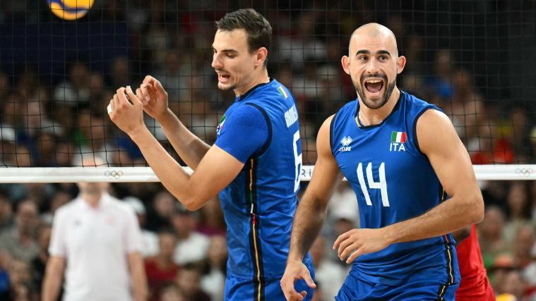 Gianluca Galassi and Simone Giannelli have advanced to the semifinals of the Nations League. © APA/afp / NATALIA KOLESNIKOVA