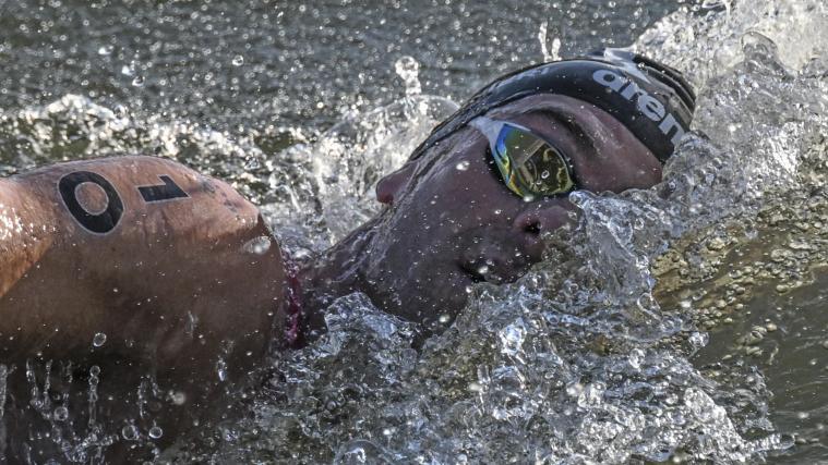 Gregorio Paltrinieri hat sich im Freiwasser seine 17. WM-Medaille geschnappt. © ANSA / CIRO FUSCO