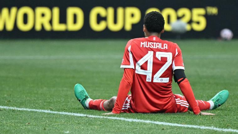 Jamal Musiala hat sich bei der Club-WM schwer verletzt. © APA/afp / PATRICIA DE MELO MOREIRA