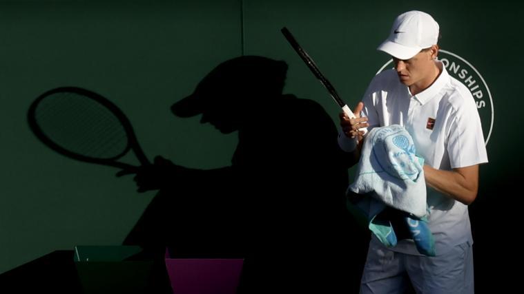 Jannik Sinner kämpft um den Einzug ins Viertelfinale. © ANSA / NEIL HALL