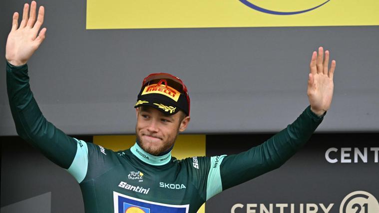 Jonathan Milan ist das grüne Trikot nicht mehr zu nehmen. © APA/afp / LOIC VENANCE