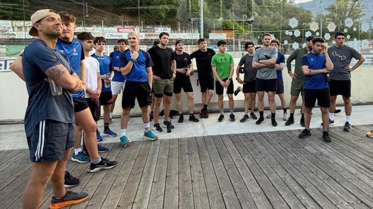 Lange Zeit feilten die Cavs – wie hier im Bild in Auer – an ihrer Kondition, bald warten die ersten Spiele.