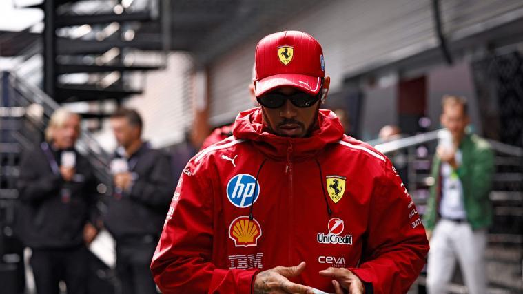 Lewis Hamilton liefert im Ferrari nicht ab. © APA/afp / SIMON WOHLFAHRT
