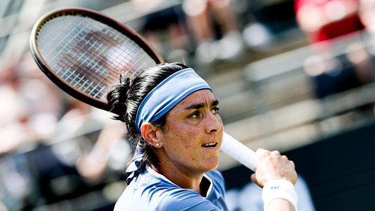 Ons Jabeur bleibt den Tennisplätzen vorerst fern. © ANSA / FILIP SINGER