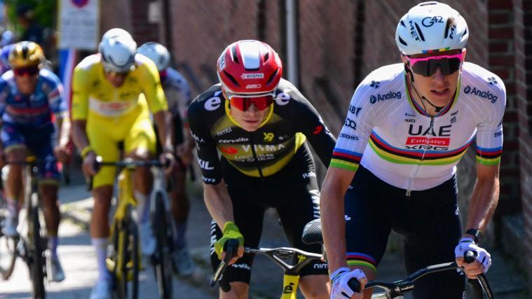 Tadej Pogacar (right) and Jonas Vingegaard are the big Tour favorites. © APA/afp / BERNARD PAPON