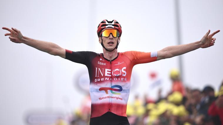 Thymen Arensman kam am Samstag als Erster ins Ziel. © ANSA / CHRISTOPHE PETIT TESSON