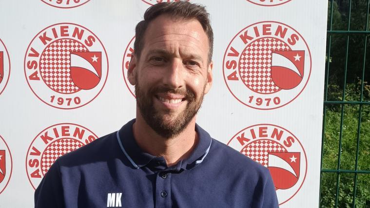 Trainer Michèl „Mitch“ Kniat und die Spieler von Arminia Bielefeld fühlen sich in Kiens rundum wohl. Der Aufsteiger in die 2. deutsche Bundesliga  kehrt am Sonntag wieder nach Hause zurück. © chm
