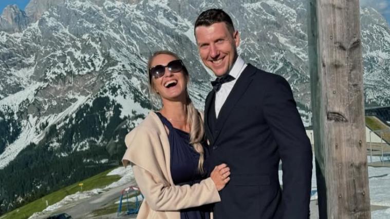 Ein Biathlon-Paar im Familienglück.