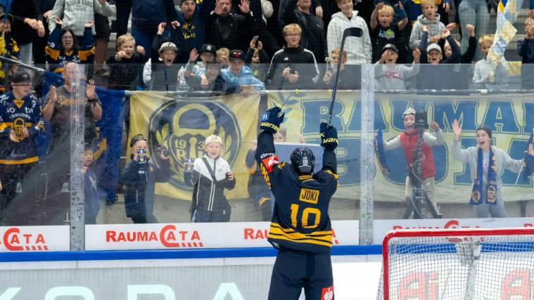 Eishockey wird in Rauma groß geschrieben. © Instagram / rauman_lukko_official/elonkuvaus