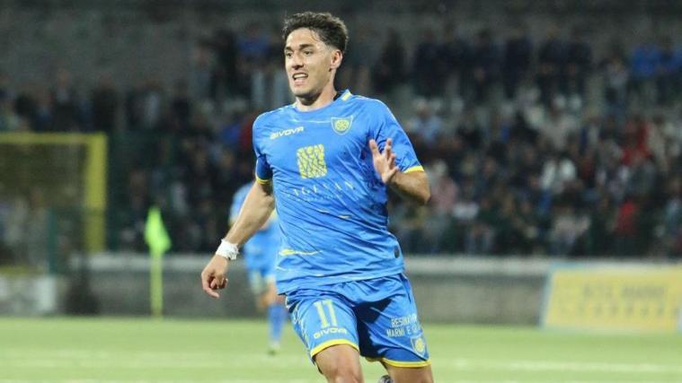 Emanuele Zuelli ist mit Carrarese ausgeschieden. © Carrarese Calcio