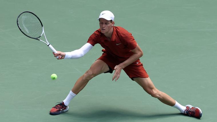 Jannik Sinner hat die 2. Runde der US Open erreicht. © APA / SARAH STIER