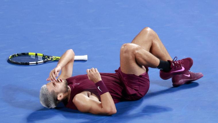 Carlos Alcaraz verletzte sich in Tokio. © ANSA / FRANCK ROBICHON