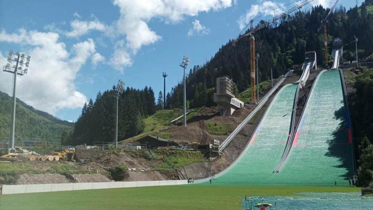 Die neue Skisprung-Anlage in Predazzo hat bereits zahlreiche schwere Verletzungen gefordert.
