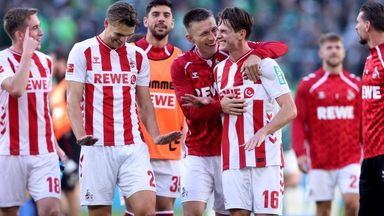 Jakub Kaminski (im Bild mit der Nummer 16) traf zum spätestens Tor der Bundesliga-Geschichte. © APA/afp / RONNY HARTMANN