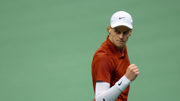 Jannik Sinner hat noch ein intensives restliches Jahr vor sich. © APA / ELSA