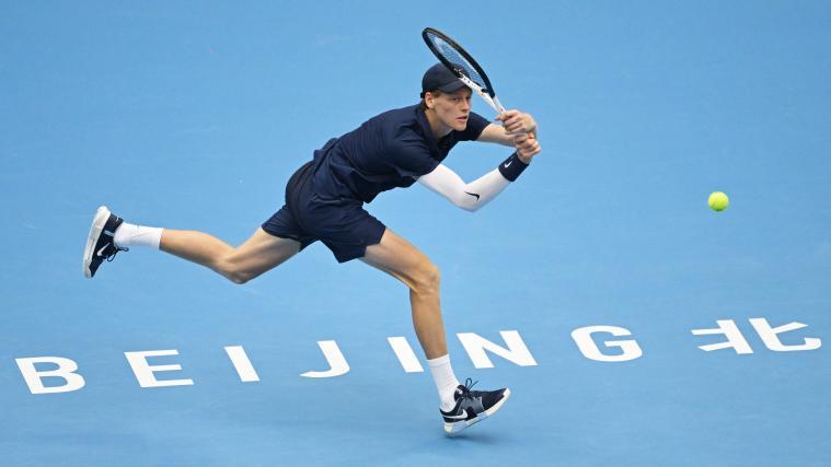 Jannik Sinner will ins Halbfinale. © APA/afp / GREG BAKER