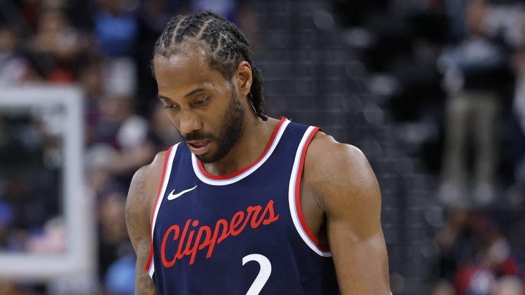 Kawhi Leonard steht im Mittelpunkt. © GETTY IMAGES NORTH AMERICA / HARRY HOW