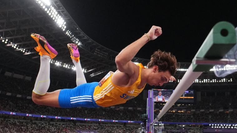 „Mondo“ Duplantis: Der beste Stabhochspringer aller Zeiten. © APA/afp / PAWEL KOPCZYNSKI