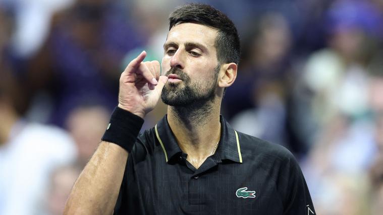Novak Djokovic's strange dance. © APA/afp / CHARLY TRIBALLEAU