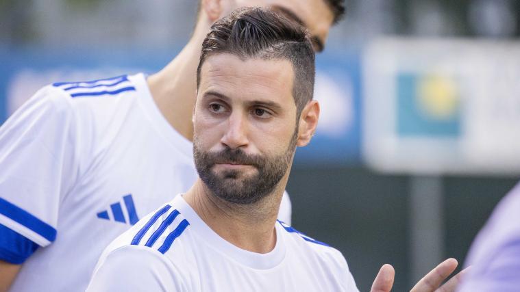 Obermais-Kapitän Martin Ciaghi & Co. mussten sich bei der Heimpremiere geschlagen geben. © A. Giacomelli