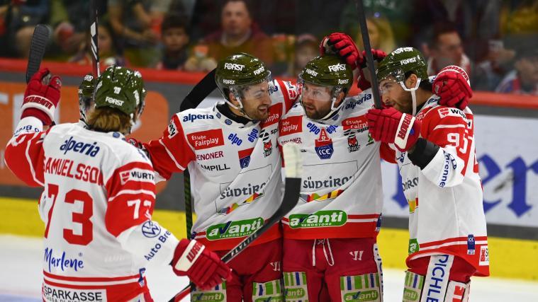 So jubelt der HC Bozen über den Sieg. © F. Pessentheiner