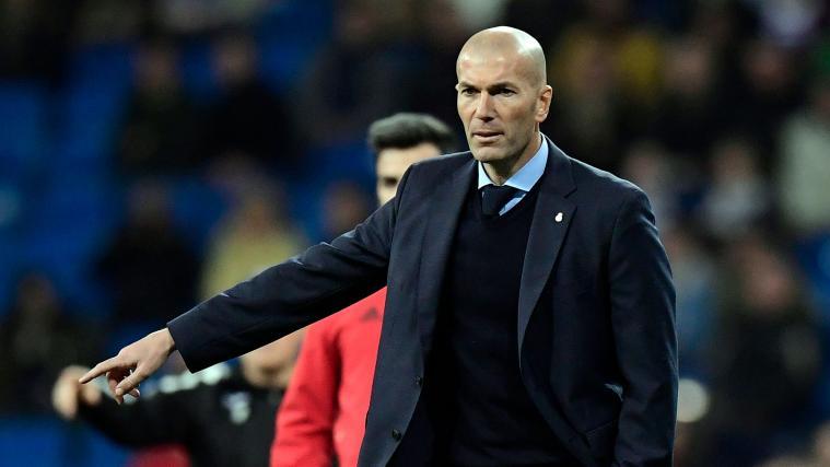 Zinedine Zidane wird mit einem Job in der Türkei in Verbindung gebracht. © APA/afp / JAVIER SORIANO