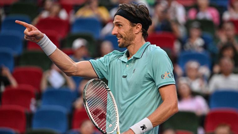 Arthur Rinderknech steht erstmals bei einem Masters im Halbfinale. © APA/afp / HECTOR RETAMAL