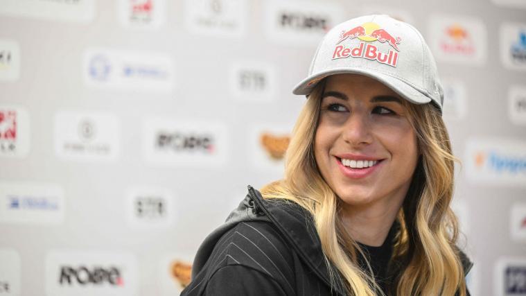 Ester Ledecka musste eine schwierige Entscheidung treffen. © APA/afp / MICHAL CIZEK