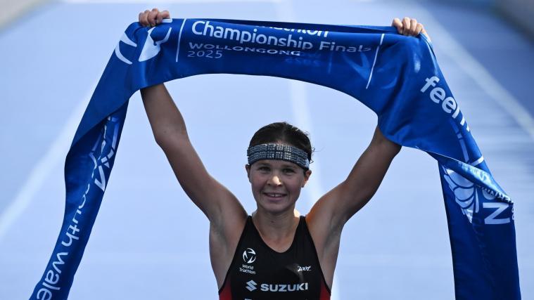 Lisa Tertsch  jubelte im Ziel. © ANSA / DEAN LEWINS