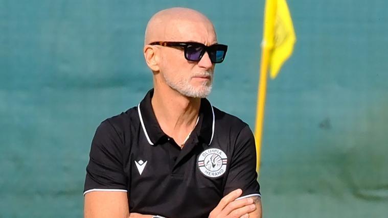 Meran-Trainer Max Bertinato fordert mit seinem Verein den Tabellenführer aus Bruneck. © M. Dorn