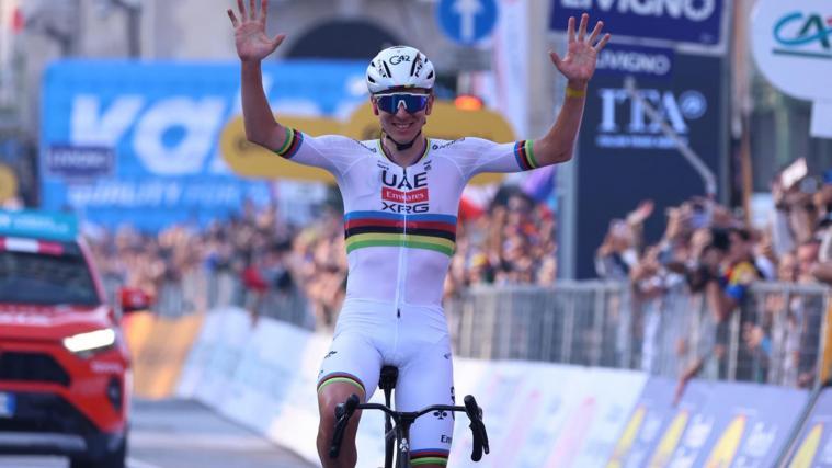 Tadej Pogacar ist schon jetzt eine Legende. © ANSA / MICHELE MARAVIGLIA