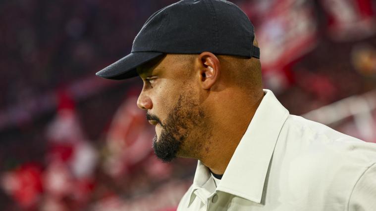 Vincent Kompany bleibt beim FC Bayern München. © ANSA / ANNA SZILAGYI