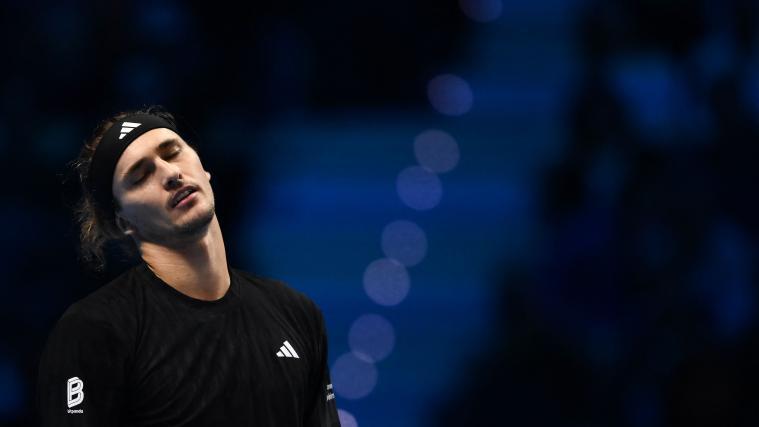 Alexander Zverev wird beim Davis Cup dabei sein. © APA/afp / MARCO BERTORELLO