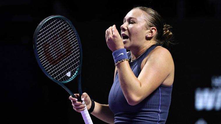 Amanda Anisimova steht im Halbfinale. © APA/afp / FAYEZ NURELDINE