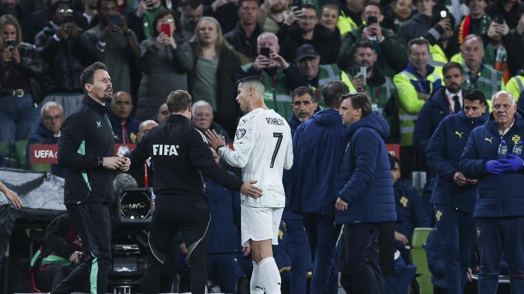 Cristiano Ronaldo a été expulsé suite à un carton rouge. © ANSA / JOSE SENA GOULAO