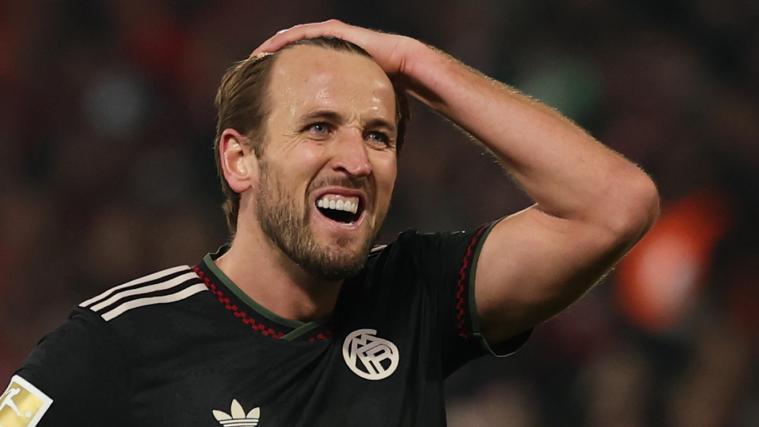 FCB-Stürmer Harry Kane traf spät ins Schwarze, zum Sieg reichte es aber dennoch nicht. © ANSA / Filip Singer
