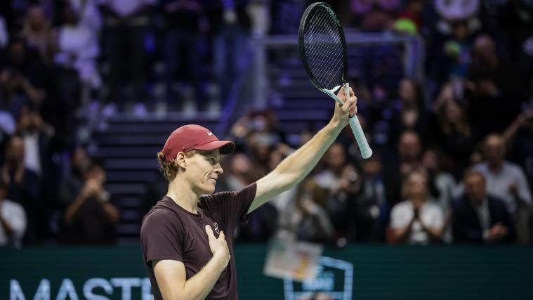 Jannik Sinner celebrates his Masters title in Paris. © ANSA / CHRISTOPHE PETIT TESSON