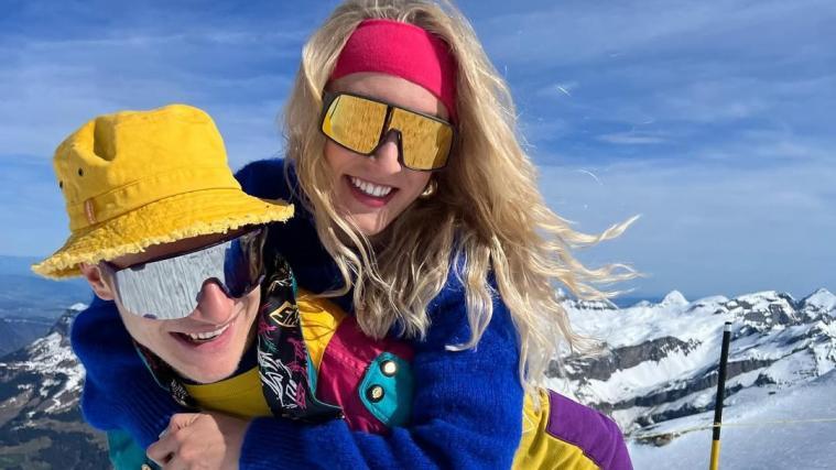 Marco Odermatt und Freundin Stella machen gerne Party. © Instagram