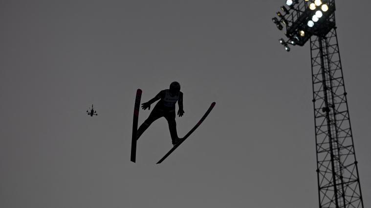 Russische Skispringer werden bei Olympia nicht am Start sein. © APA/afp / JONATHAN NACKSTRAND