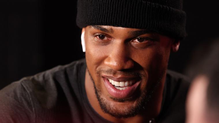 Anthony Joshua soll mit dem Schrecken davongekommen sein. © APA/afp / DANIEL LEAL