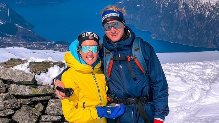 Biathlon-Star mit seiner Freundin.