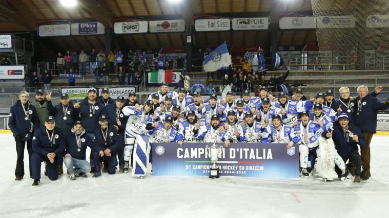 Der Nachfolger von Meister Cortina wird Anfang Jänner in Mailand gesucht. © FISG