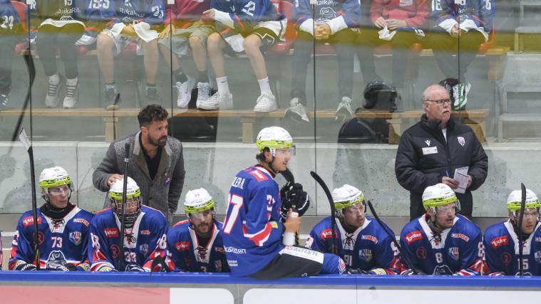 Die Rittner Buam empfangen die Wipptal Broncos. © Max Pattis