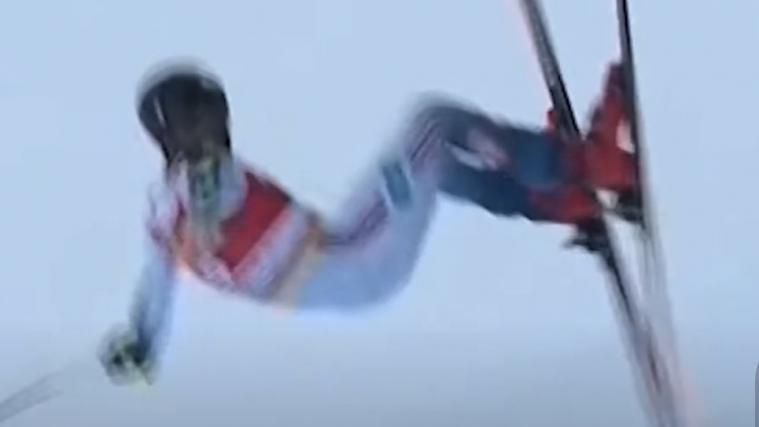 Ein Norweger stürzte auf den Kamelbuckeln. © Screenshot